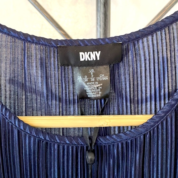 NWT DKNY NVY Dress, size: 6 - Picture 3 of 3